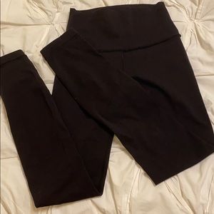 Lululemon leggings!